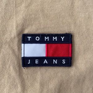 MEN'S TOMMY JEANS CLASSIC BADGE T-SHIRT